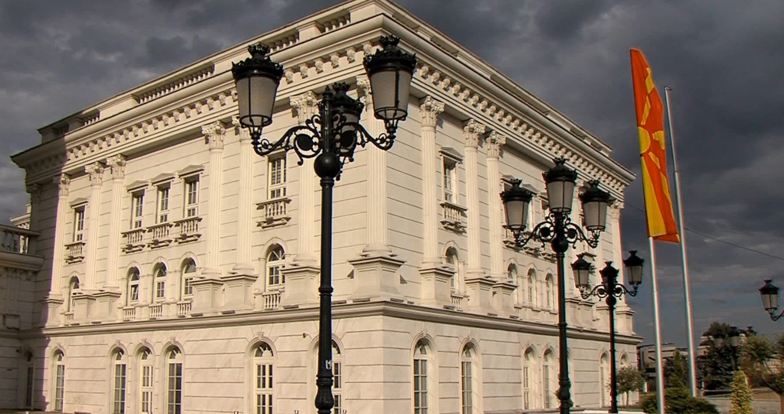 Мицкоски: Забрзано се спроведува реформската агенда што ја бара Брисел