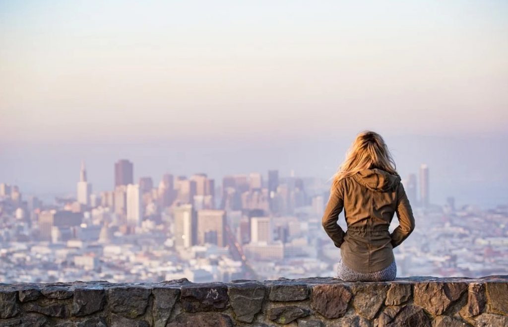 Можат ли младите да живеат самостојно со денешните плати?