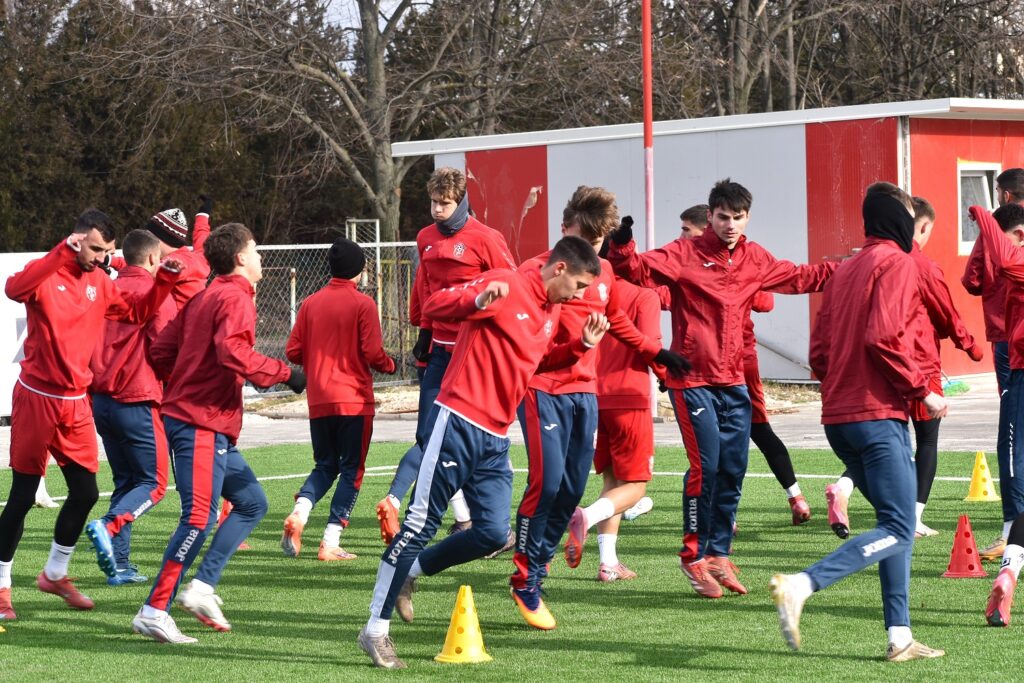 Работнички со четвртиот тренер сезонава, Муарем Муарем, ги стартуваше подготовките (Фото)