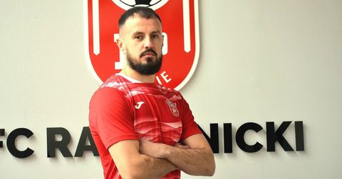 Работнички донесе нов лев бек, Мерџани во тимот шест месеци