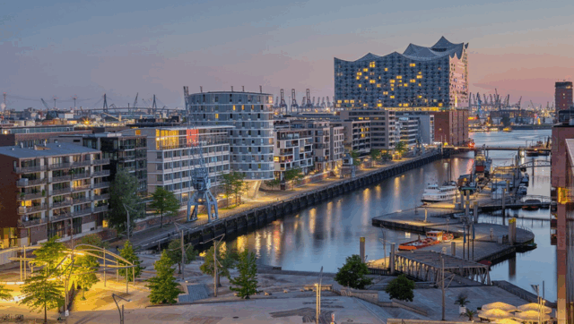 Во Хамбург маж повлекол 18-годишна девојка под воз, двајцата загинале