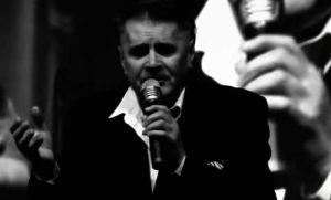 ПОЧИНА ПОЗНАТ ПЕЈАЧ: Зад себе остави бројни хитови и кариера долга повеќе од 4 децении