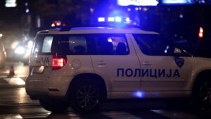 Батинци вечерва е под полициска опасада: Во тек е потера по член на кланот Беланоца кој усмрти офицер на АРМ