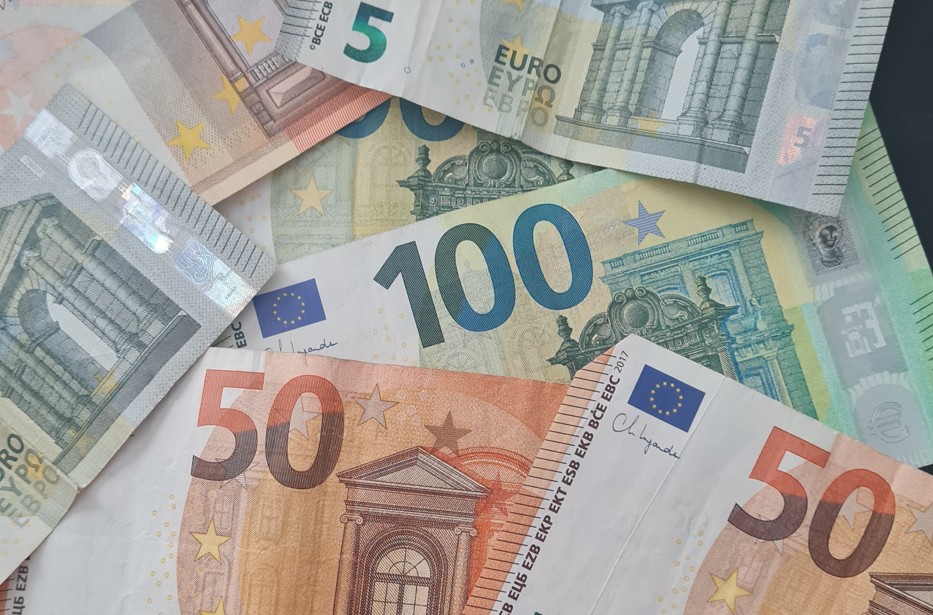 СТРАНСКИТЕ РАБОТНИЦИ ОД ХРВАТСКА „ИЗВЛЕКЛЕ“  1,5 МИЛИЈАРДИ ЕВРА