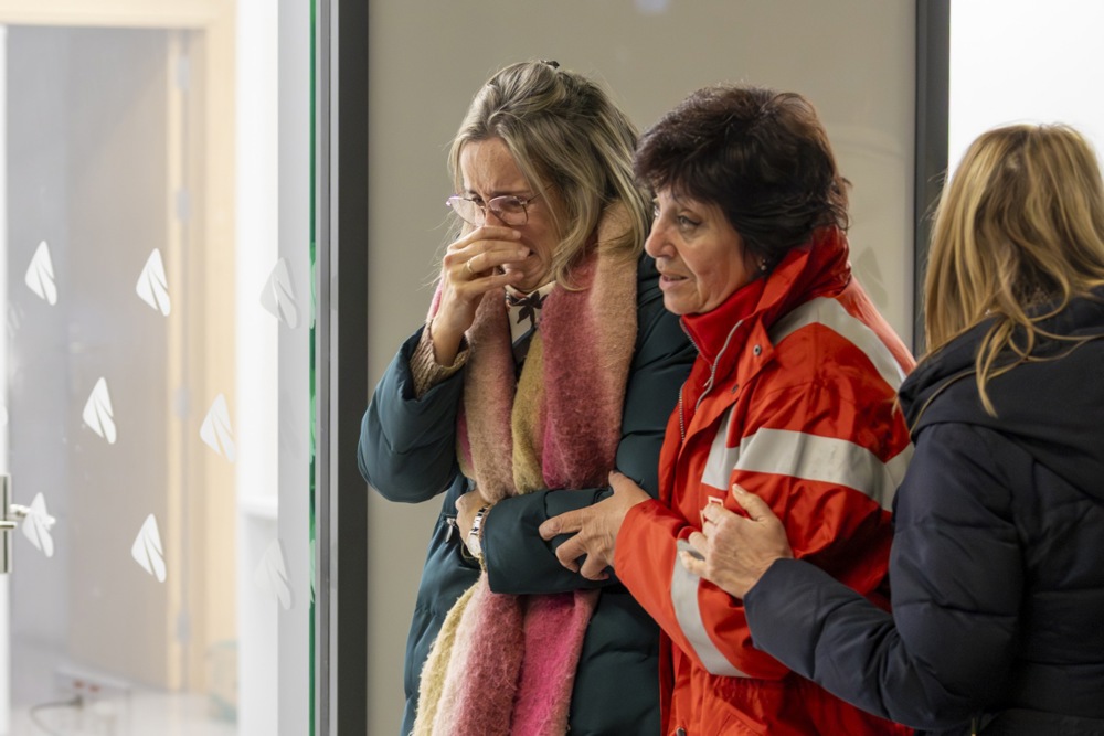 (Видео) Најмалку 39 загинати во судир на два воза во Шпанија