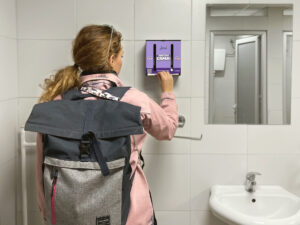 dm обезбеди повеќе од 320 000 бесплатни хигиенски влошки за студентките на државните факултети во академската 2025/2026 година