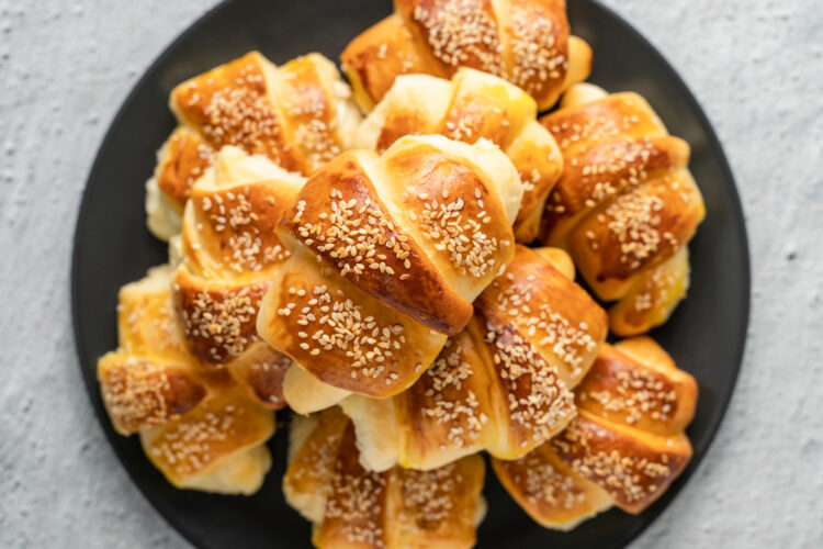 РЕЦЕПТ НА ДЕНОТ: Кифлички без јајца