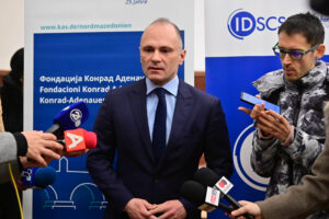 (ВИДЕО) Филипче: Поддршка за протестот на работниците, платите за време на СДСМ драстично пораснаа