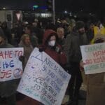 Повторно протест пред Усје, граѓаните бараат независен и континуиран мониторинг на фабриката