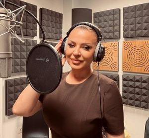 Елена Велевска подготвува „песниште“ за жените – новата песна ќе крене многу прашина