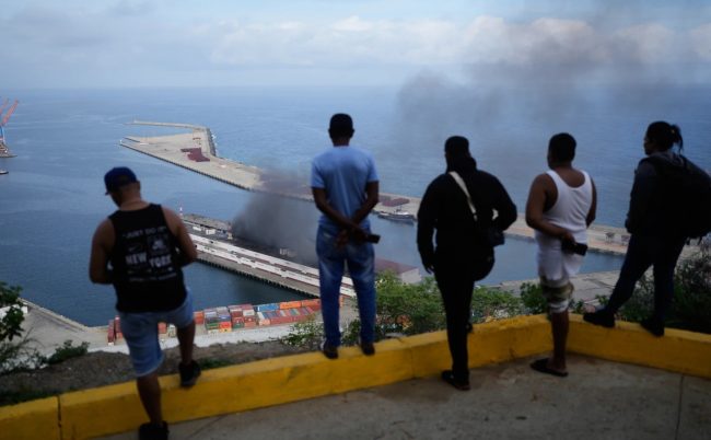 УПОТРЕБИВМЕ ТАЈНО ОРУЖЈЕ СО ПУЛСИРАЧКА ЕНЕРГИЈА ВО НАПАДОТ ВО ВЕНЕЦУЕЛА, КАЖА ТРАМП