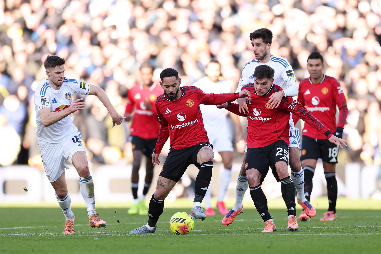 Лидс и Манчестер Јунајтед поделија по бод (ВИДЕО)