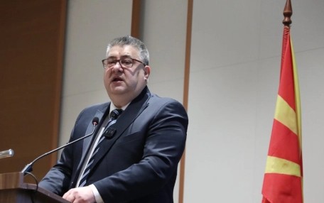 Минчев: Управните одбори се сведуваат на три члена, нема веќе доживотни функции