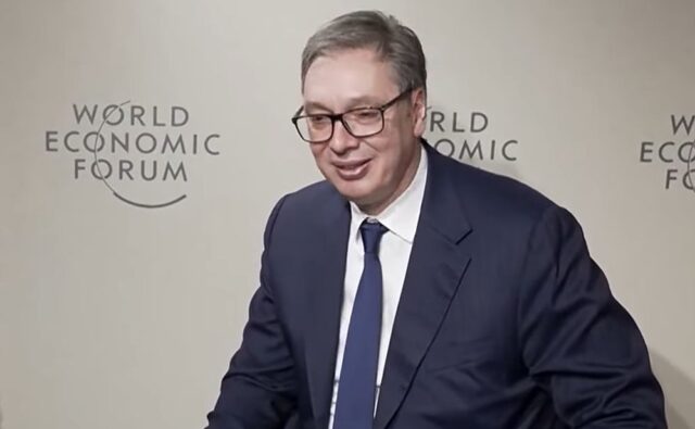 Вучиќ како инфлуенсер, покажа каде престојувал во Швајцарија: „Скромно швајцарски, креветот е премал“…