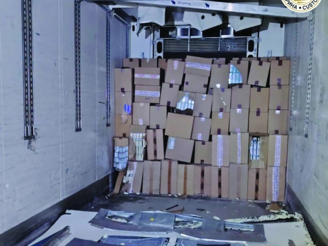 Царинската управа: На граничниот премин Дојран спречен обид за шверцување 5.050 штеки цигари,