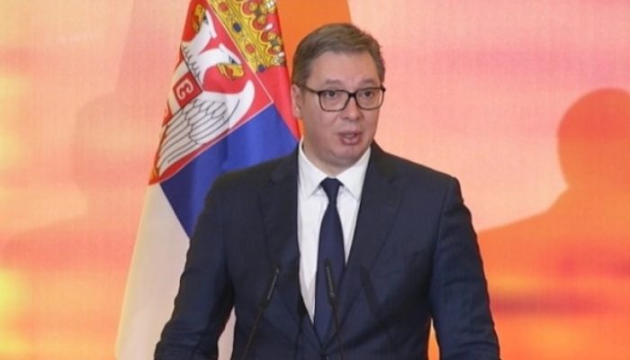 ВУЧИЌ ЗА НЕКАНЕТИ ГОСТИ ОД ЕУ: Нема да имам средби со делегацијата на ЕУ-парламентот, никој не ги покани и тие никого не прашаа