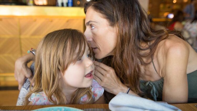 Како да ја кажеме вистината на детето без да ја изгубиме довербата