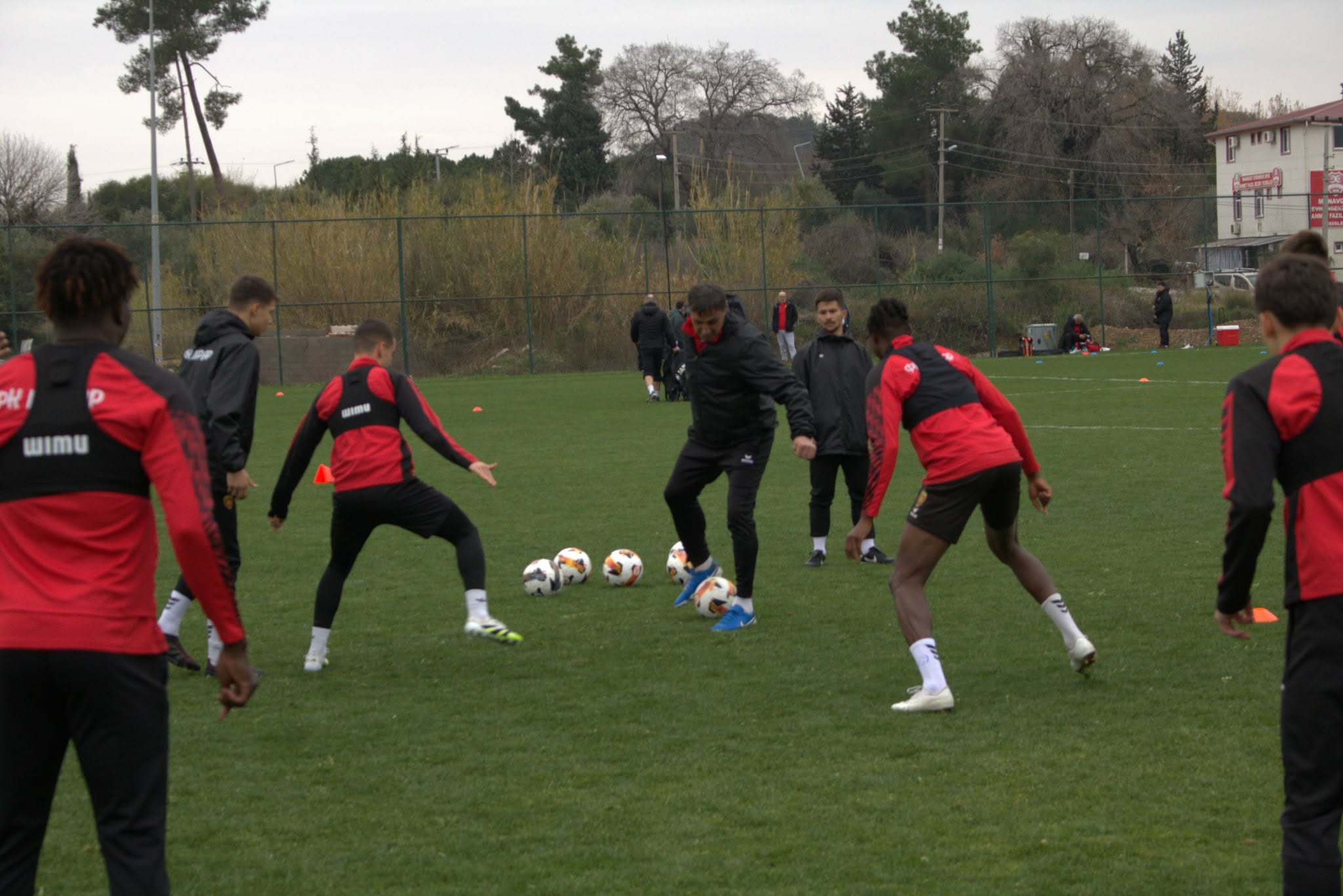 Кога Седлоски покажува…(ФОТО)