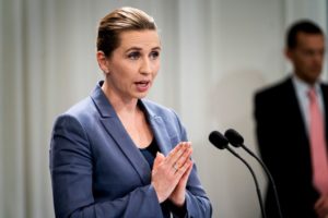 Фредериксен: Данска нема да им ја отстапи територијата на Гренланд на САД