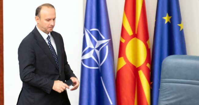 ПРОТИВ ПРЕДВРЕМЕНИ ИЗБОРИ СУМ ВО ПРИНЦИП, ЗА ДА НЕ СЕ ВАДАТ ВЛАСТИТЕ ДЕКА НЕМАЛЕ ВРЕМЕ ДА ГО РЕАЛИЗИРААТ ВЕТЕНОТО, ВЕЛИ ГАШИ