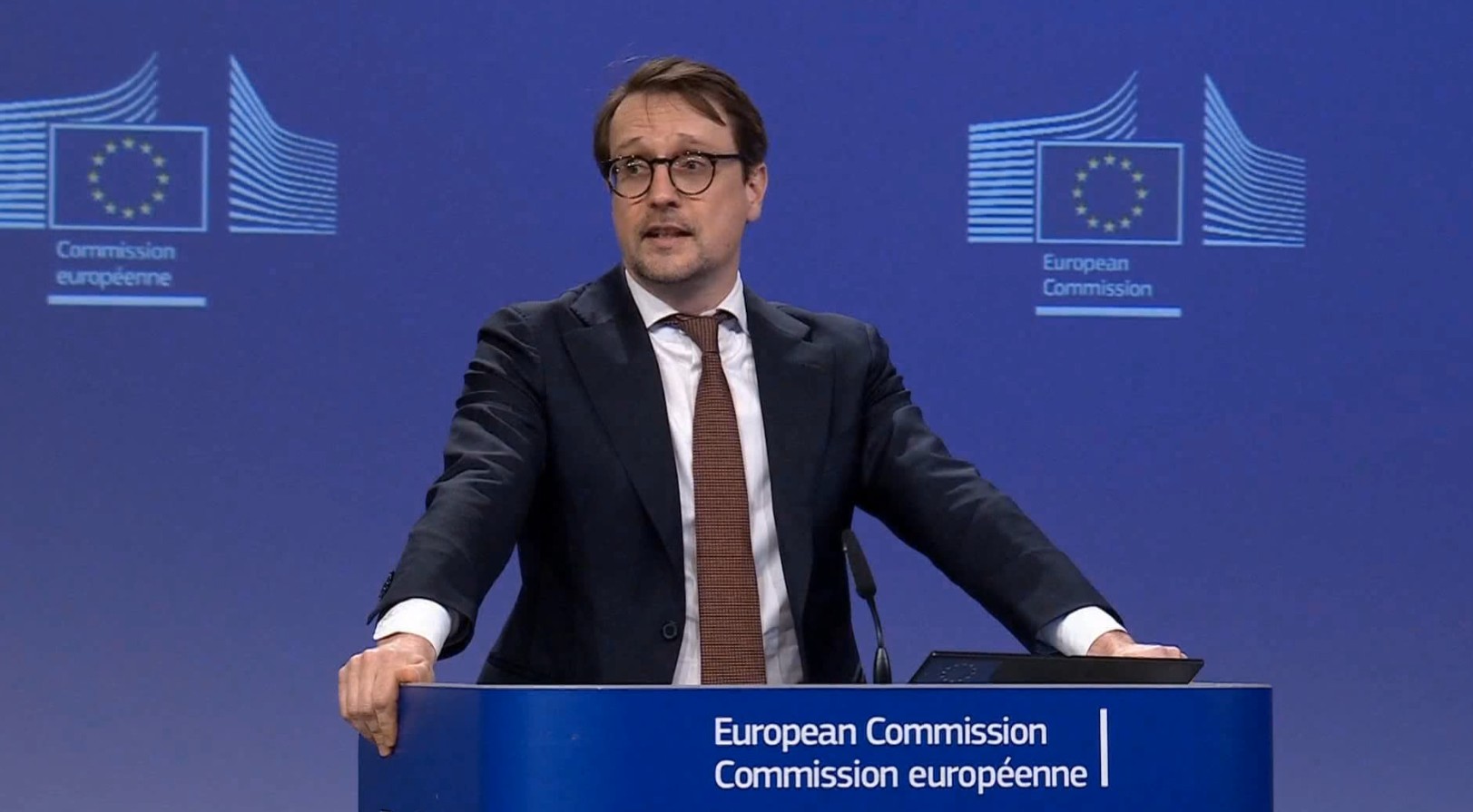 Блокирани се сите гранични премини, паркирани над 75.000 камиони ширум цел регион