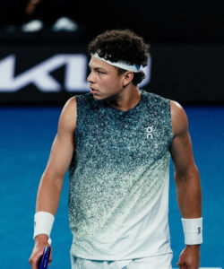 (ВИДЕО) Шелтон: „Знам дека го сакавте Новак – слушнав од трибините“