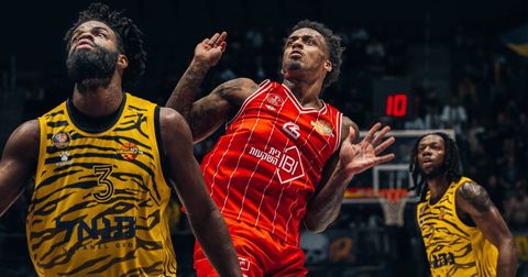 Хаос во Израел: Газдата на Хапоел прекина меч од домашното првенство!