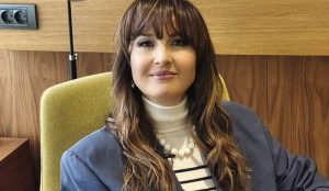 (ВИДЕО+ФОТО) Интервју – Александра Радовиќ: Нејзините балади погодуваат директно во срце!