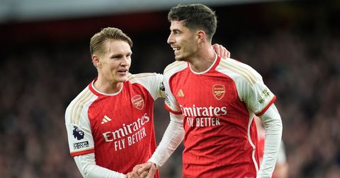 „Весела математика“: Колку бода му требаат на Арсенал за да е шампион?