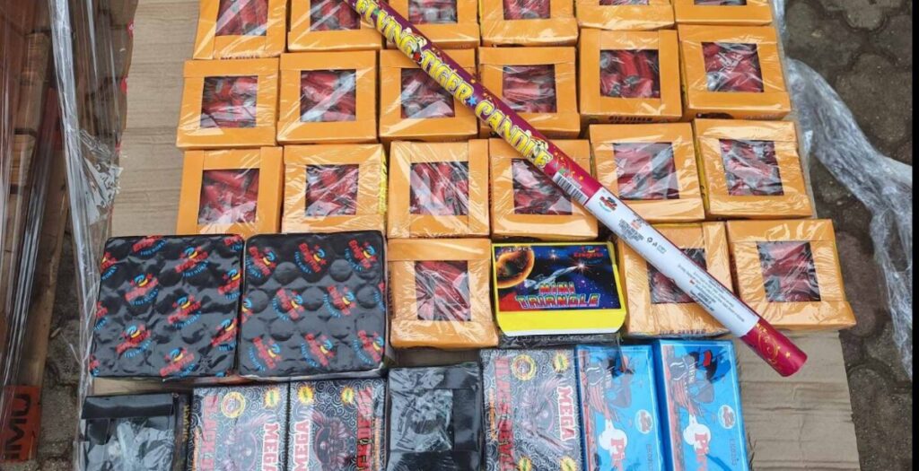 Во продажен објект во липковско пронајдени 1233 парчиња пиротехнички средства, лишен од слобода сопственикот на објектот