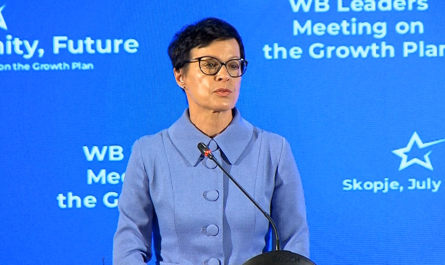 Кос го подготвува нонпејперот за полесно проширување на ЕУ, во Македонија и регионот нема многу оптимизам дека ќе помогне