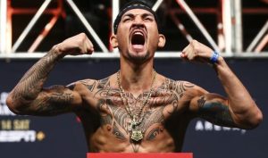 Макс Холовеј: Најдобар БМФ начин да се победи Чарлс Оливеира е со потчинување