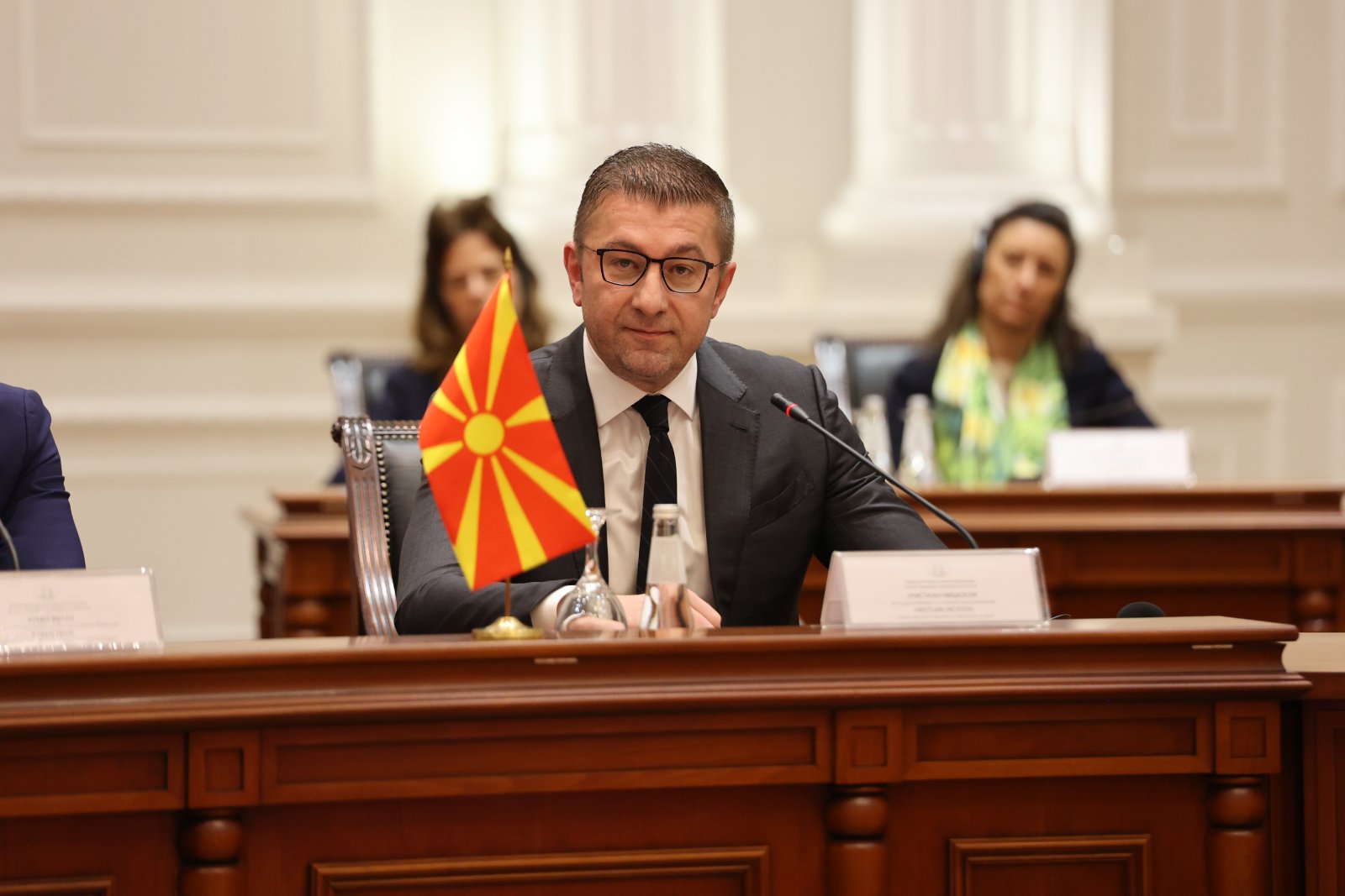 Мицкоски повлече паралела меѓу заробувањето на Мадуро и блокирањето на македонските евроинтеграции