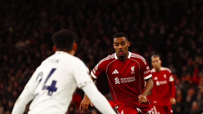 Кристал Палас испушти триумф против Фулам, реми меѓу Ливерпул и Лидс