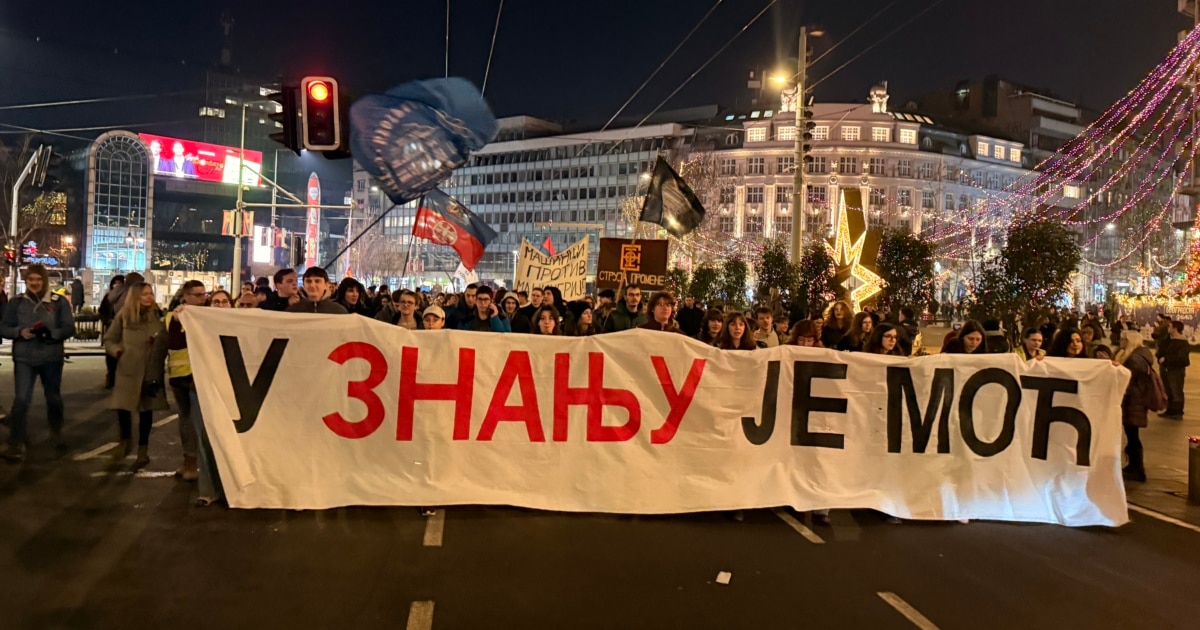 Студентите во блокада на протестираа против „уривањето на универзитетската автономија“