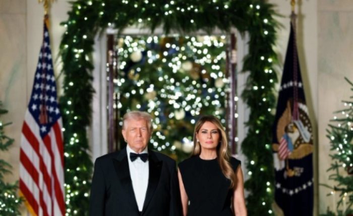 Трамп ја дочека 2026 година во Мар-а-Лаго со аукција на портрет на Исус вреден 2,75 милиони долари