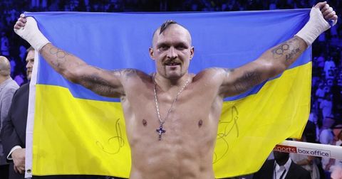 Славниот Олександр Усик ја најави својата пензија: За крај сакам борба со...