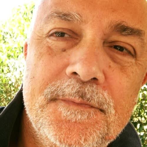 „АКЦИЈАТА НА МВР И АНБ ШТО ОБВИНИТЕЛСТВО ЈА ВЕЛИЧА Е ШУПЛИВА КАКО ЅИДОТ СО ПАРИТЕ!“: Калајџиев со остра критика