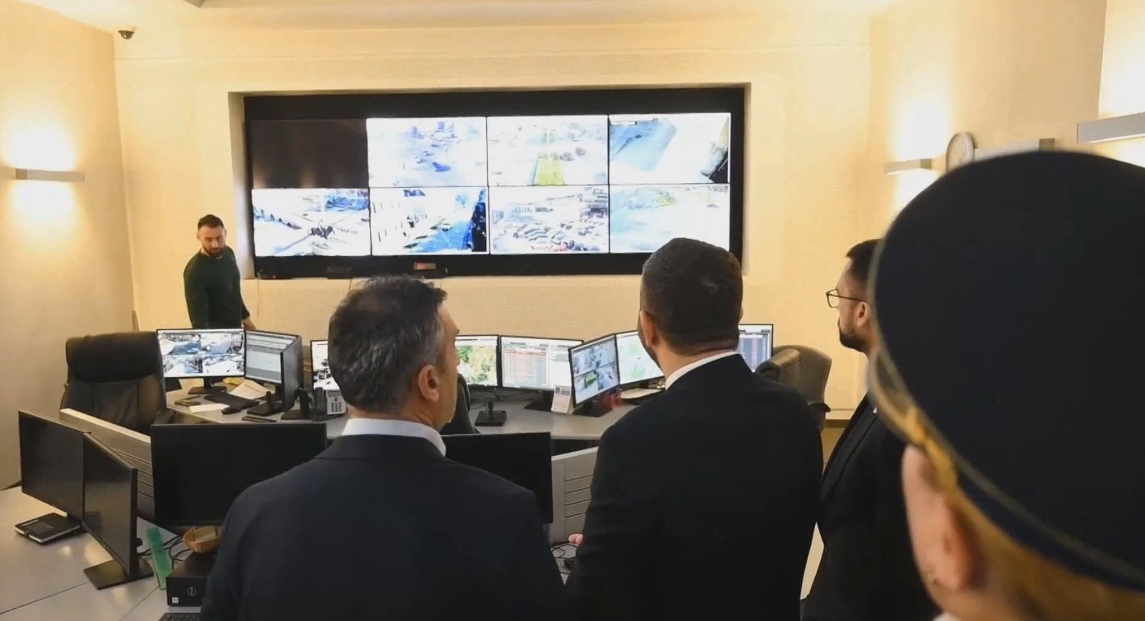 Ѓорѓиевски најавува паметен зелен бран за да се намалат гужвите низ Скопје