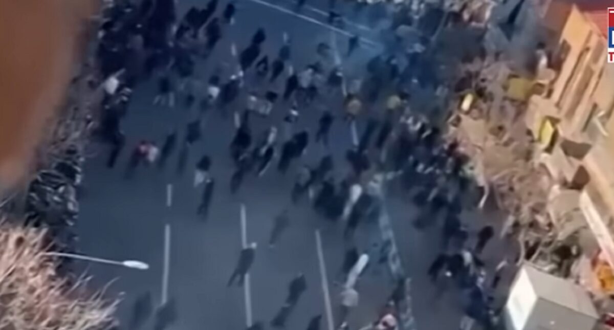 Трамп му испрати ултиматум на Иран: Ќе ве нападнеме ако…