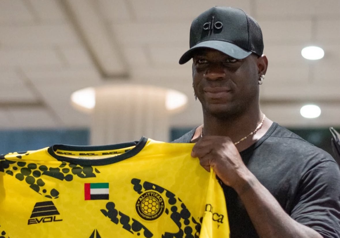 Марио Балотели има нов клуб, ќе игра во Дубаи