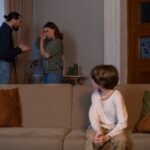 Мајките и татковците различно ги доживуваат родителските расправии