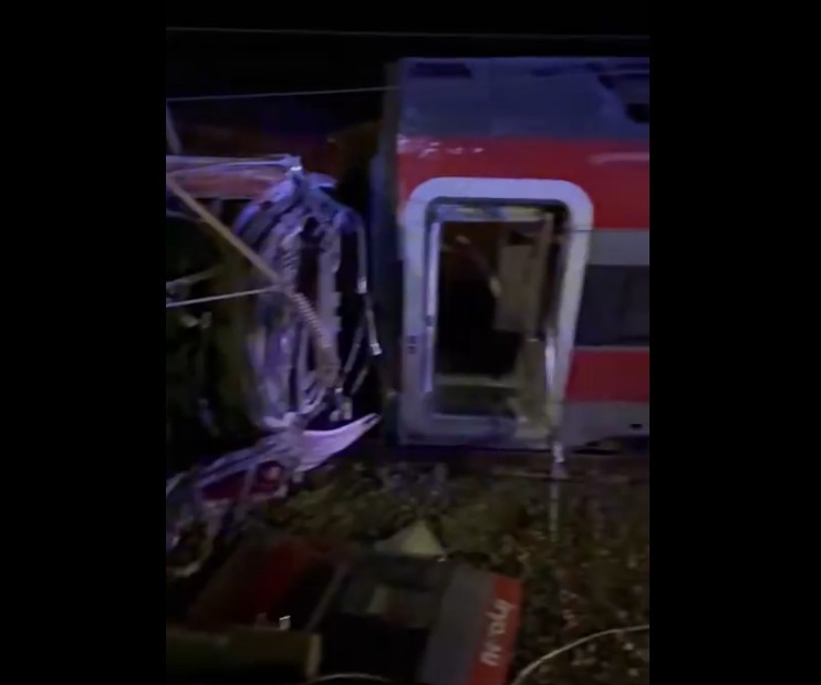 „Се случи на сосема прав дел“: Шпанскиот министер за транспорт ја опишува несреќата како „исклучително чудна“