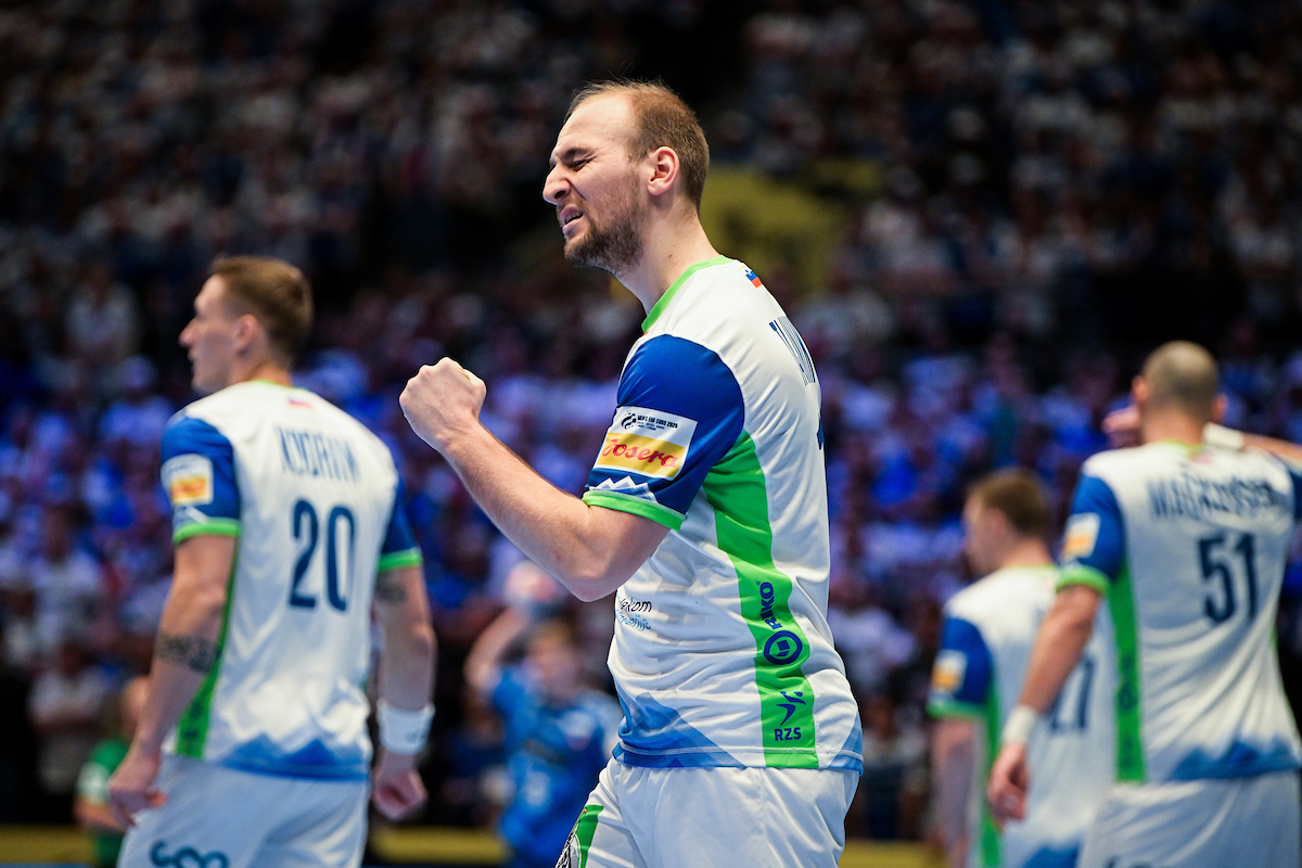 Блескаа Јанц и Тајник: Словенија остана „жива“ во битката за полуфинале!