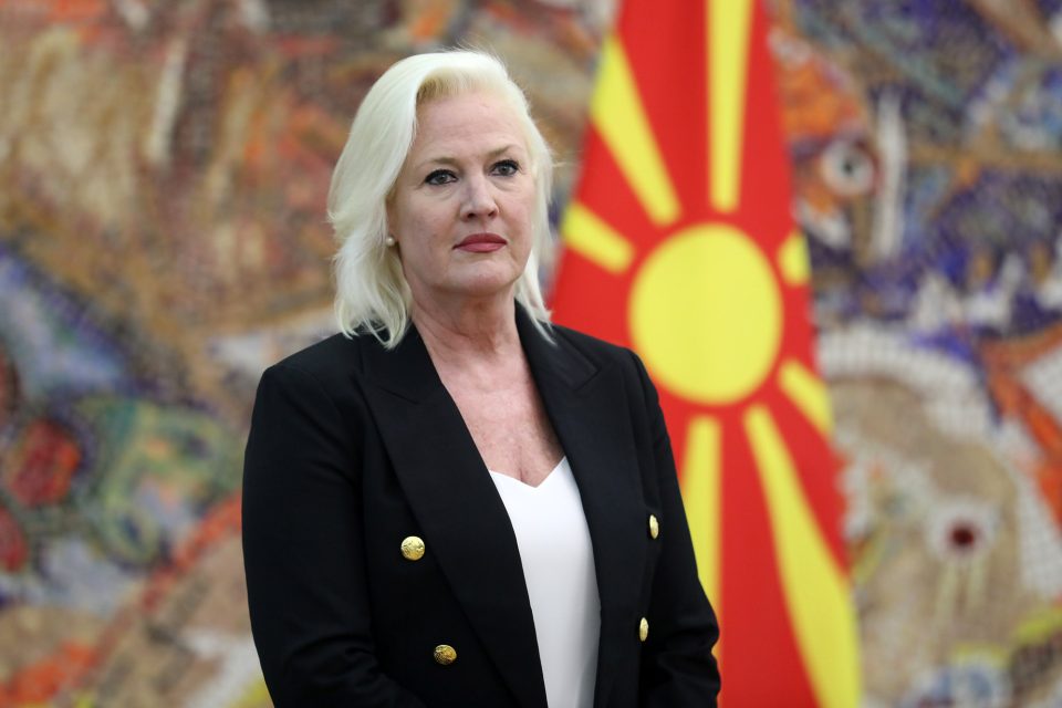 Агелер пред заминувањето од Македонија: Верувам во вашата храброст, јас ќе навивам за вас на секој чекор