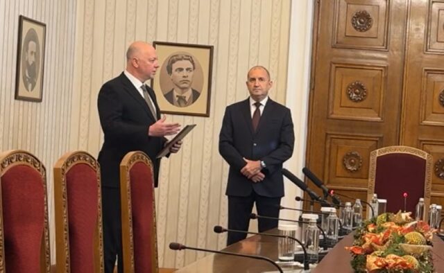 Што може да се очекува од евентуалната партија на Румен Радев