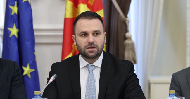 ЦЕНИТЕ НА ХРАНАТА И ПИЈАЛОЦИТЕ СЕ НАМАЛУВААТ, НЕМА ПОТРЕБА ОД МЕРКИ, ВЕЛИ МИНИСТЕРОТ ЗА ЕКОНОМИЈА ДУРМИШИ