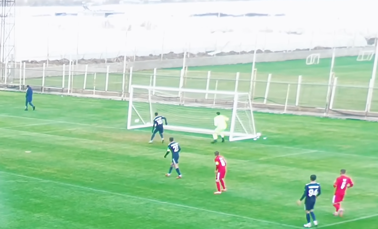 Голманот на Струга Трим Лум постигна урнебесен автогол во 87-ма минута на пријателски меч во Анталија (ВИДЕО)