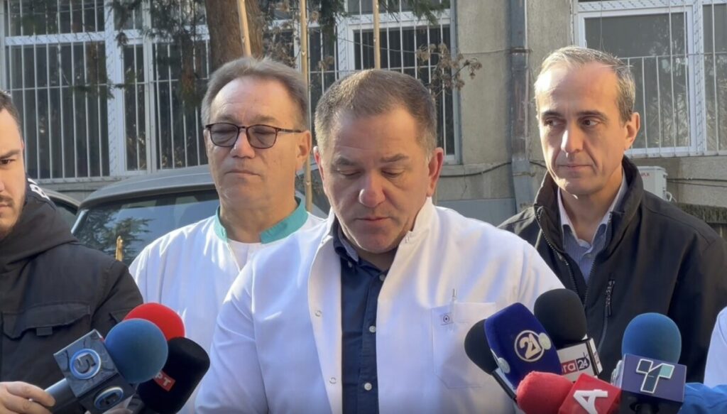 Двегодишно дете во животна опасност по прострелна повреда во новогодишната ноќ