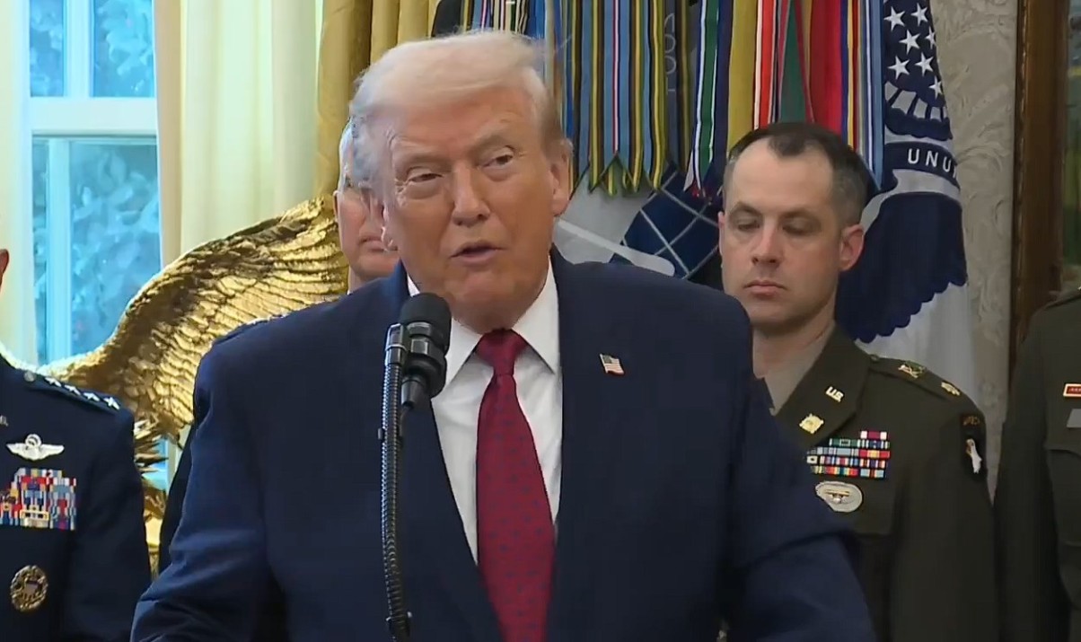 Трамп се закани со воена интервенција ако Иран почне да ги задушува „мирните протести“